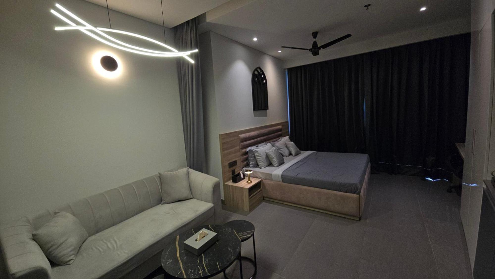 The Luxe Living Hotel Noida Exterior foto